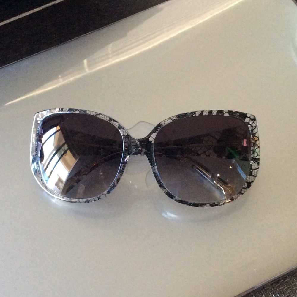 Italian made Dolce and Gabbana Sunnies. Authentic.